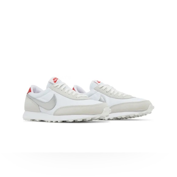 Nike Women’s Daybreak sneakers 7.5 - Picture 1 of 6